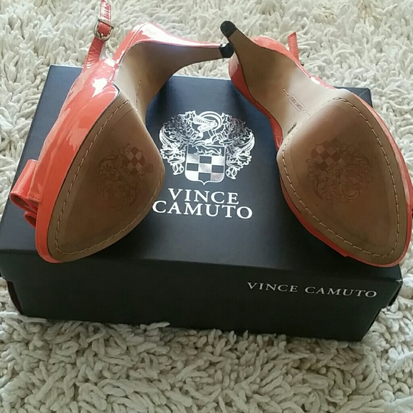 Sandals - Picture 3 of 3